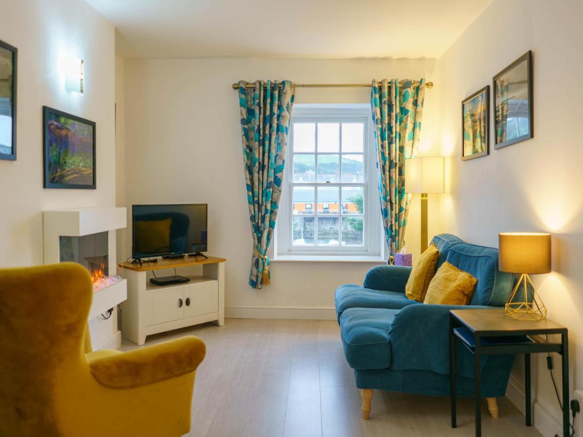Pass The Keys Modern 2 Bed Flat Overlooking Aberaeron Harbour Ngoại thất bức ảnh