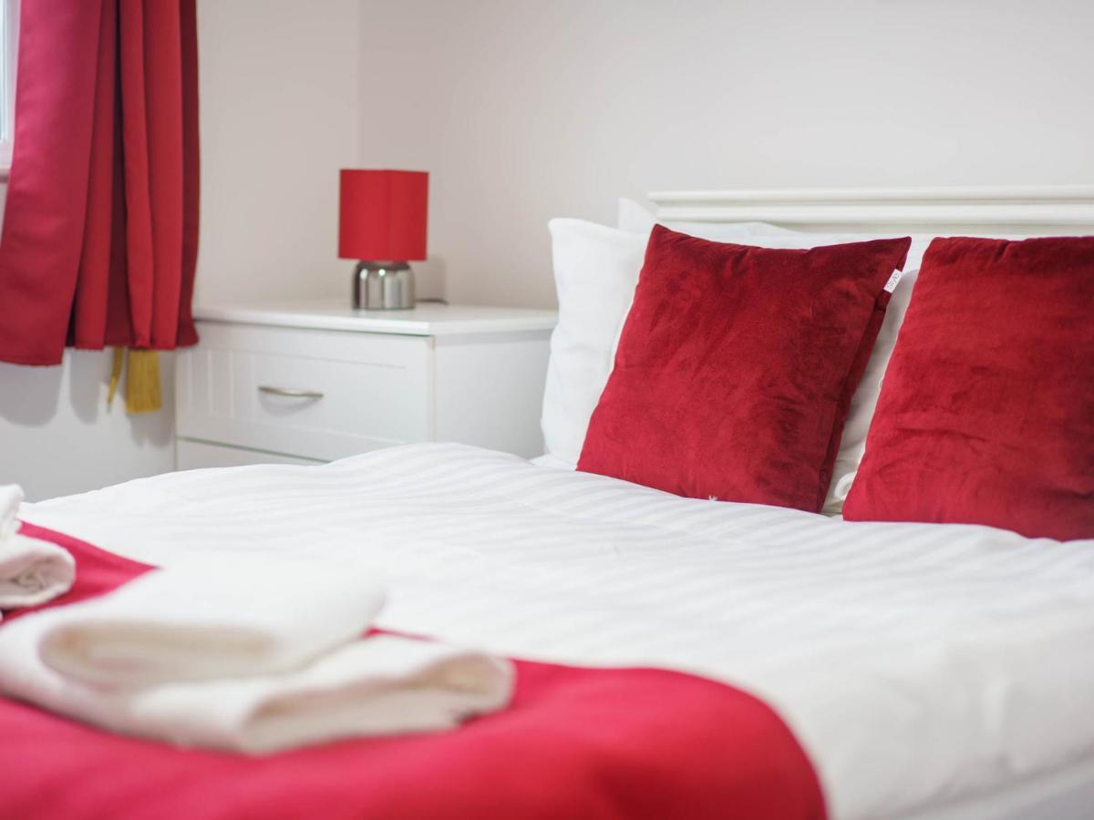 Pass The Keys Modern 2 Bed Flat Overlooking Aberaeron Harbour Ngoại thất bức ảnh